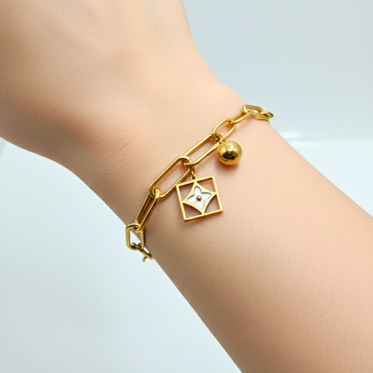 Aura Link Charm Bracelet