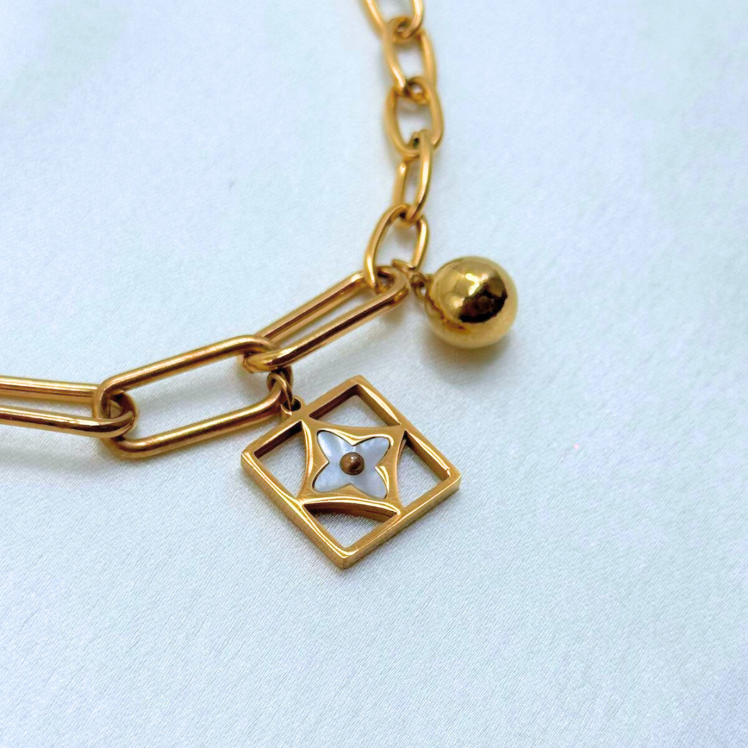 Aura Link Charm Bracelet