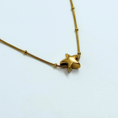 Stella Mini Star Necklace