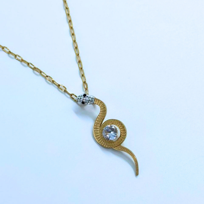 Serpentine Curve Necklace