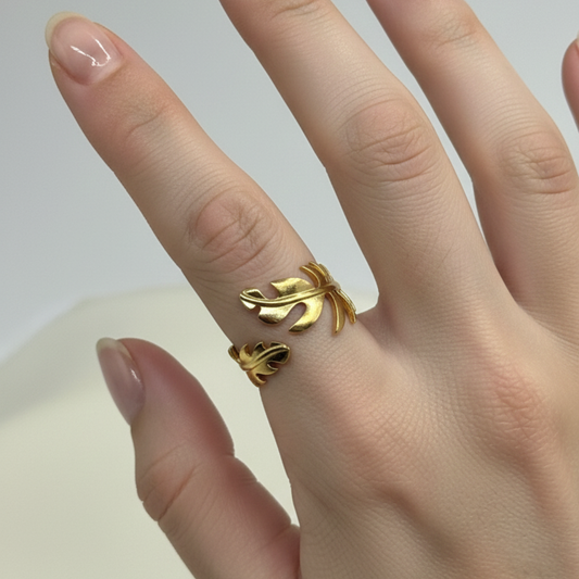 Monstera Muse Ring (BUY1GET1)