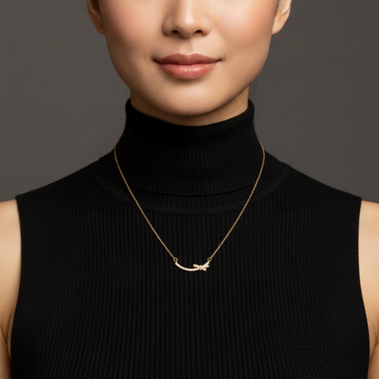 Luna Bow Curve Necklace