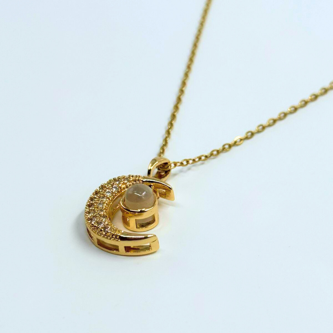 Luna Love Whisper Necklace – Hidden “I Love You” Lens