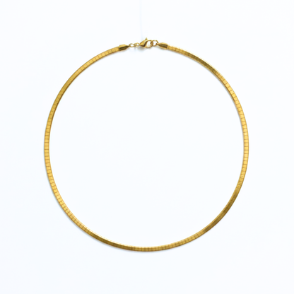 Luna Flat Chain Choker – Demi-Fine Gold Essential