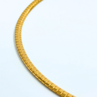Luna Flat Chain Choker – Demi-Fine Gold Essential