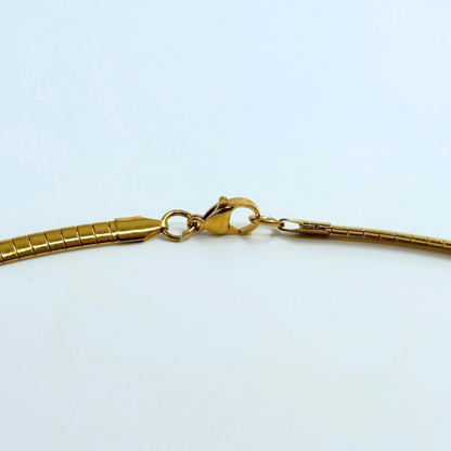 Luna Flat Chain Choker – Demi-Fine Gold Essential