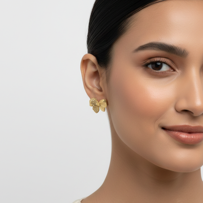 Golden Bloom Necklace & Stud Earrings Set