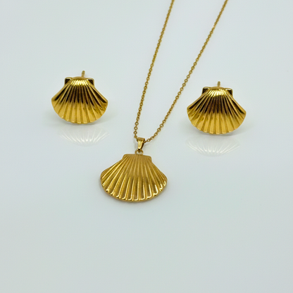 Golden Seashell Necklace & Stud Earrings Set