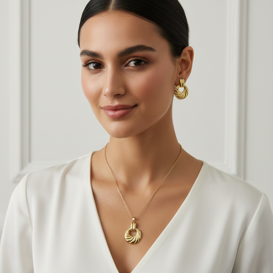 Twist Halo Necklace & Stud Earrings Set