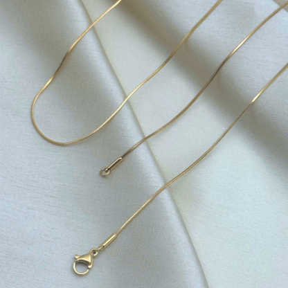 Minimalist Sleek Chain Necklace