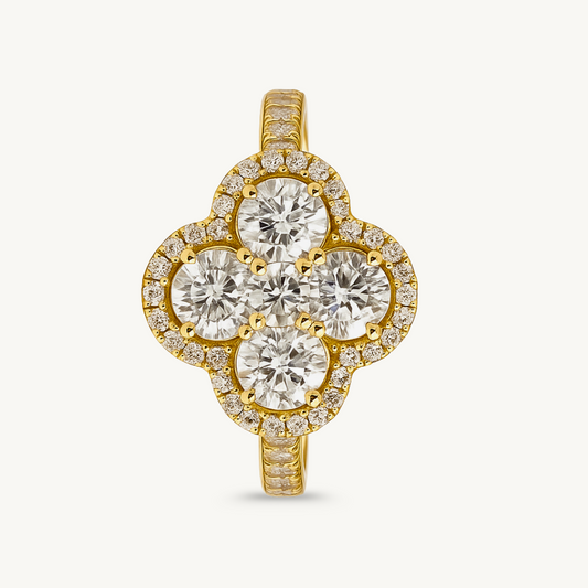 Clover Halo Diamond-Cut Ring