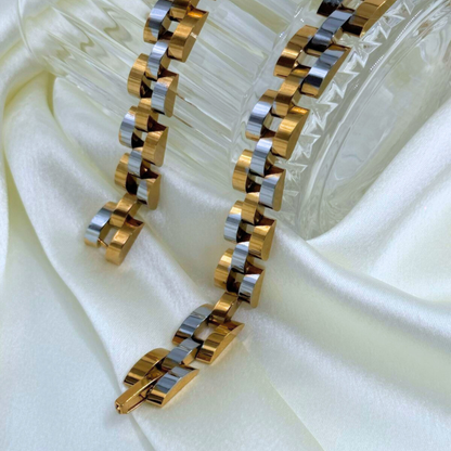 Dual-Tone Link Men’s Bracelet