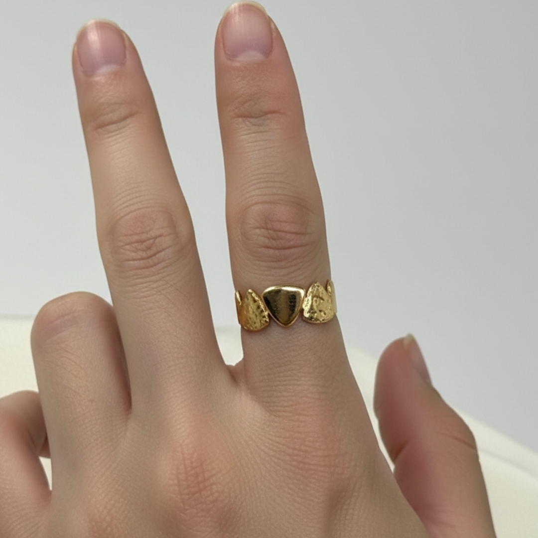 Petal Link Ring (BUY1GET1)
