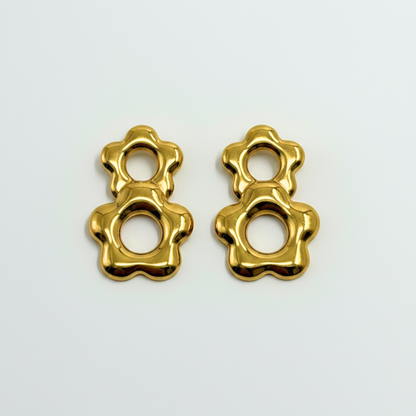 Bloom Link Stud Earrings