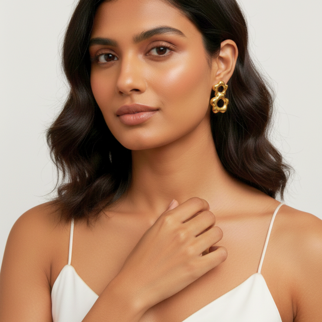 Bloom Link Stud Earrings