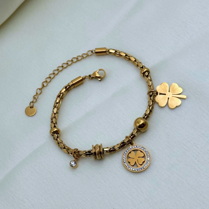 Gold 4-Leaf Clover Medallion Bracelet